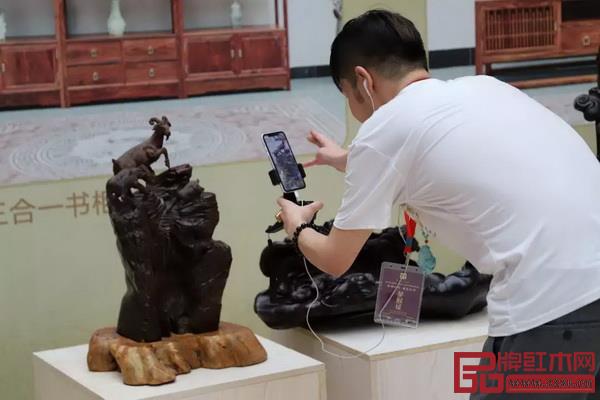 2019第七届中国(仙游)红木家具精品博览会红木艺术臻品线上拍卖会于10月28日下午圆满结束